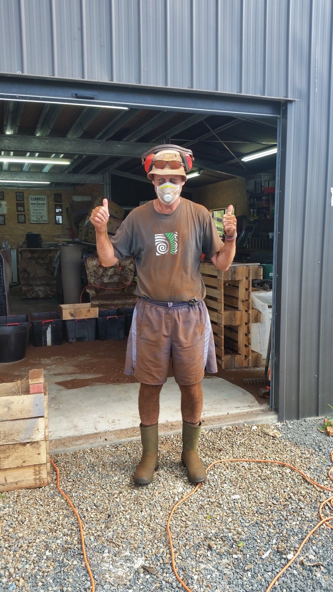 Giving recycling the thumbs up